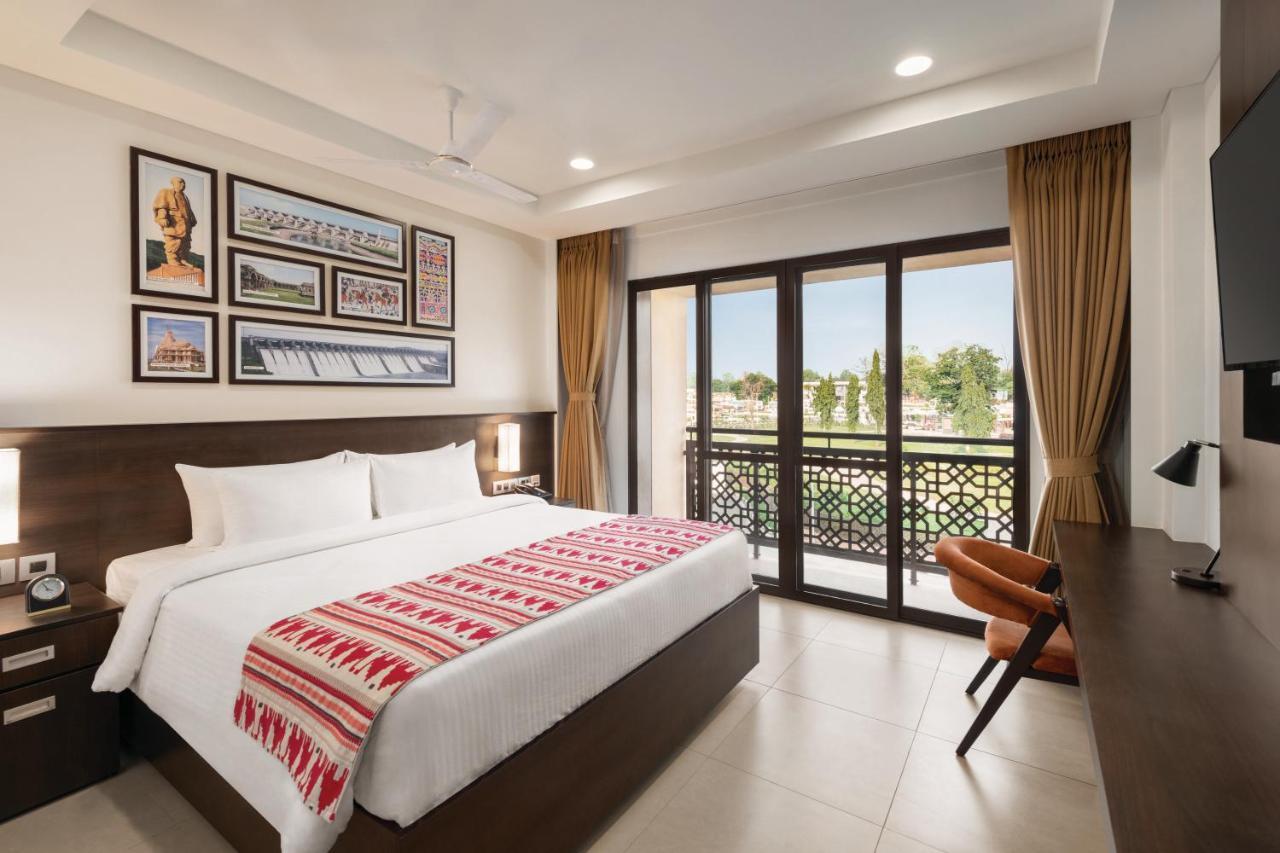 Ramada Encore By Wyndham Statue Of Unity Kevadia Εξωτερικό φωτογραφία